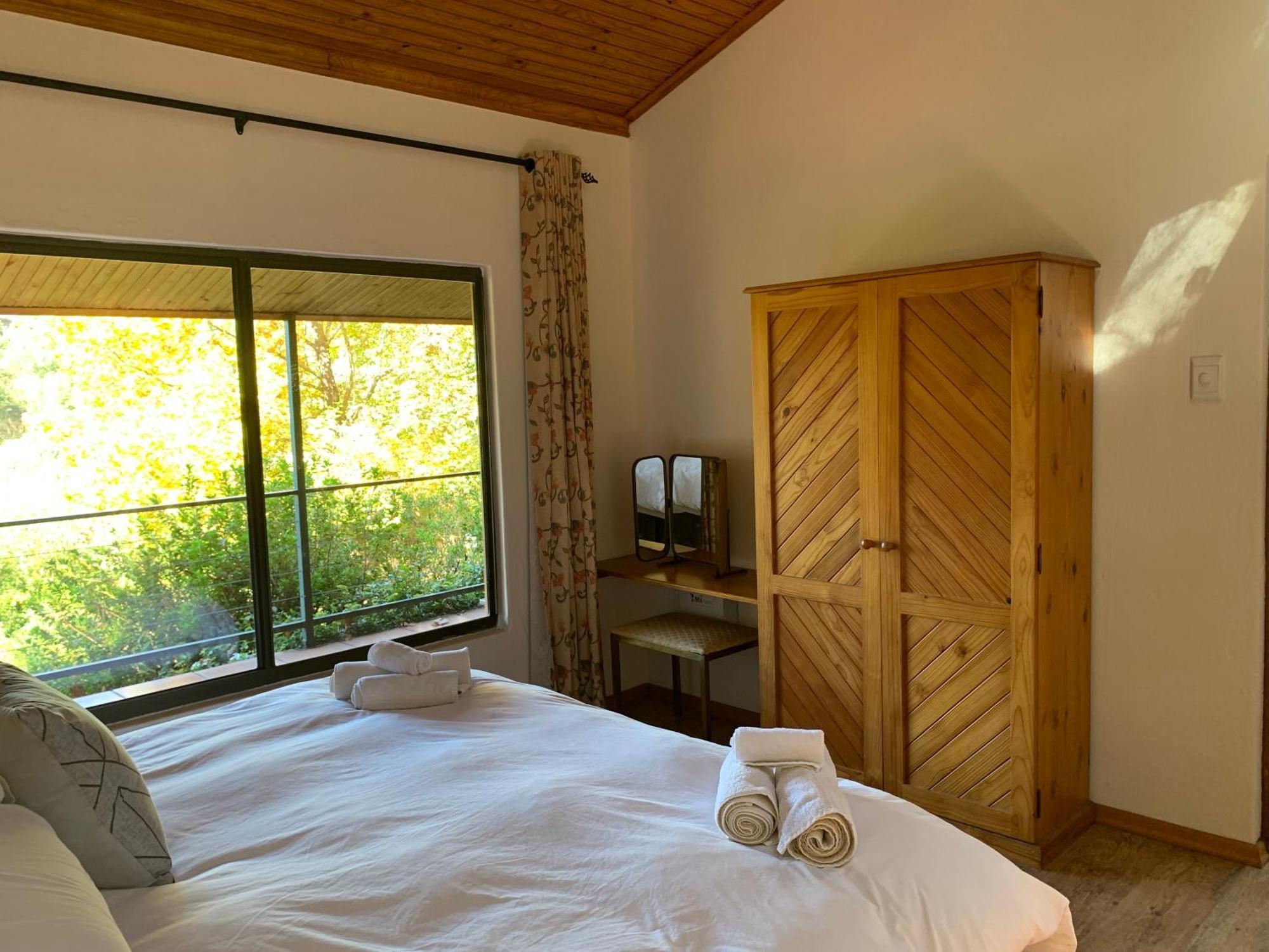 Emafweni Villa Champagne Valley Eksteriør bilde